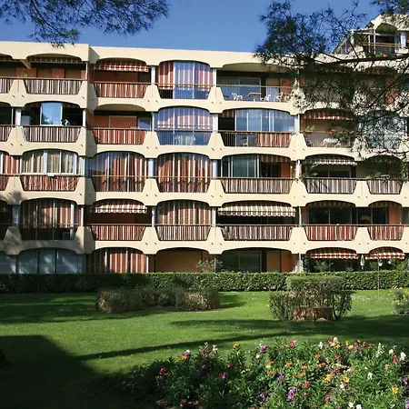 Апарт-отель Lagrange Les Trois Rivieres 3*