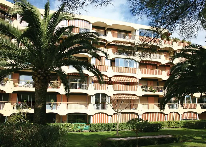 Lagrange Les Trois Rivieres Aparthotel Mandelieu