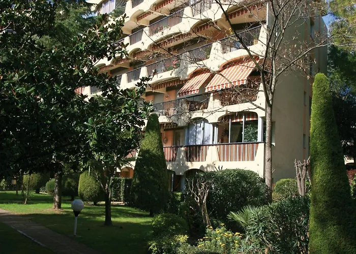 Apartmanhotel Lagrange Les Trois Rivieres